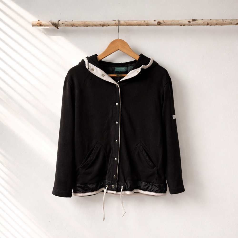 Liz Claiborne Lizgolf Black Hooded 100percent Cotton Jacket Small Golf Outerwear